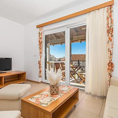 Cozy In With Wifi Apartment